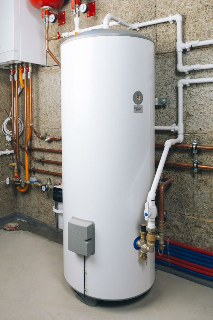 White water heater tank